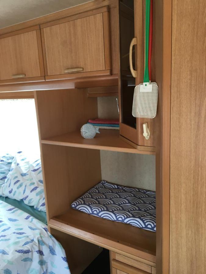 Sea Caravan/Camper On The Beach Kiten  Exterior photo